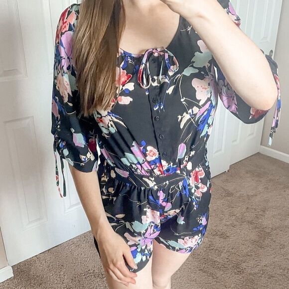 Yumi Kim Floral Romper XS - Picture 5 of 11